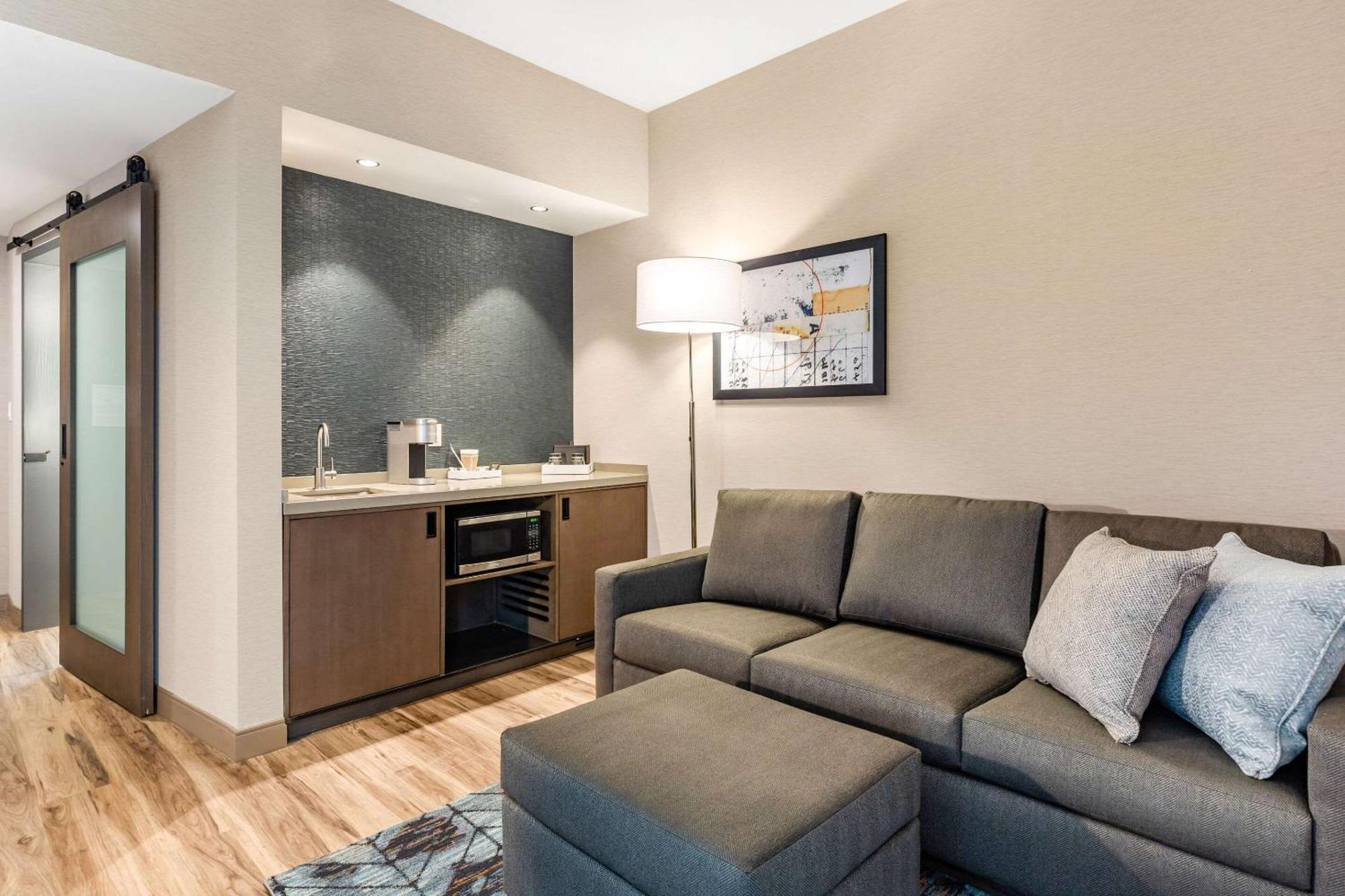 Cambria Hotel New Haven University Area エクステリア 写真